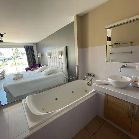 Le Jardin D'Eden An Exclusive Naturist Couples Retreat 1 Lägenhet